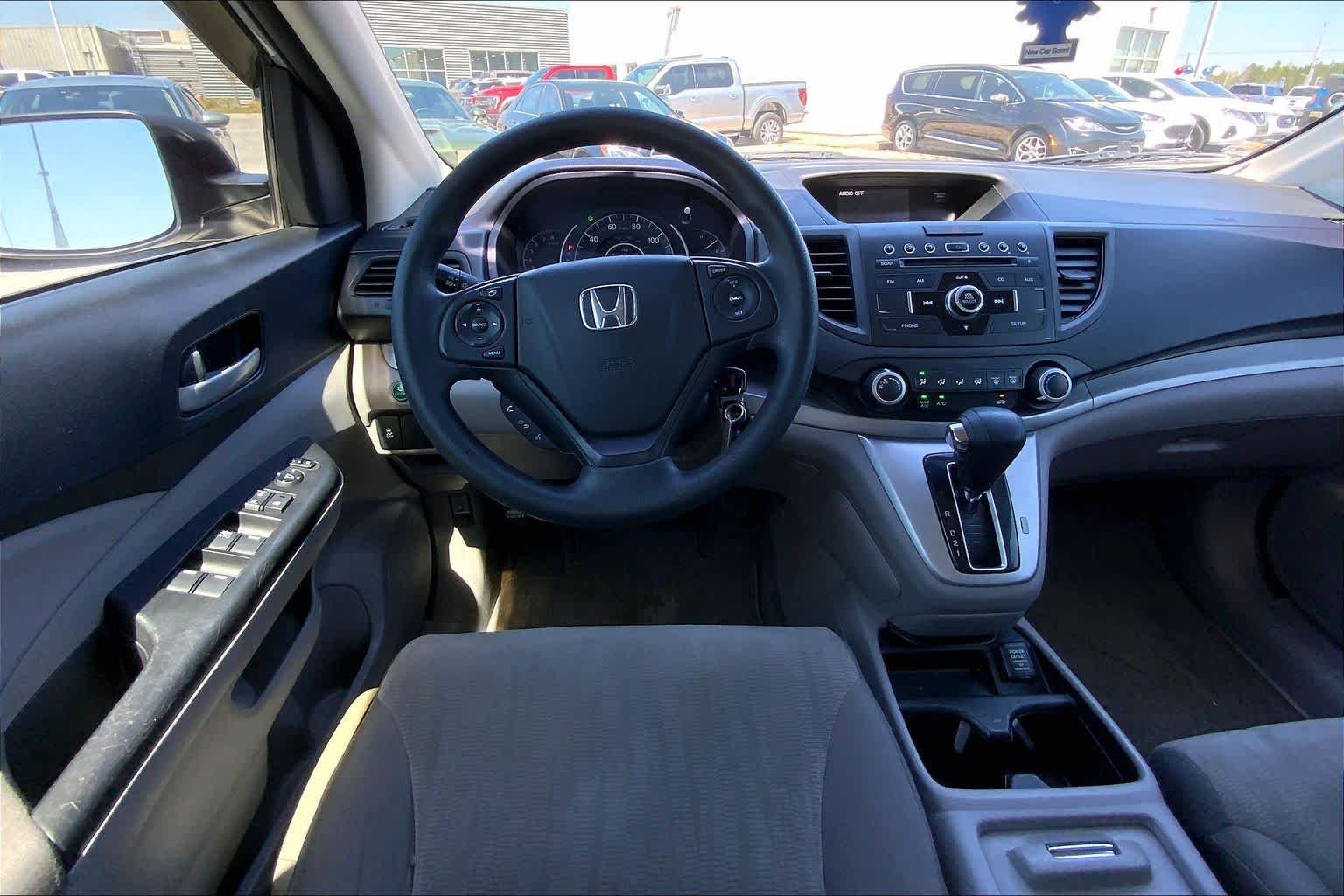 Used 2012 Alabaster Silver Metallic Honda LX image 5