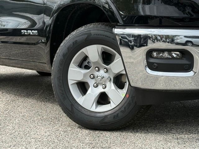 New 2026 Diamond Black Crystal Pearl-Coat Exterior Paint RAM BIG HORN image 2
