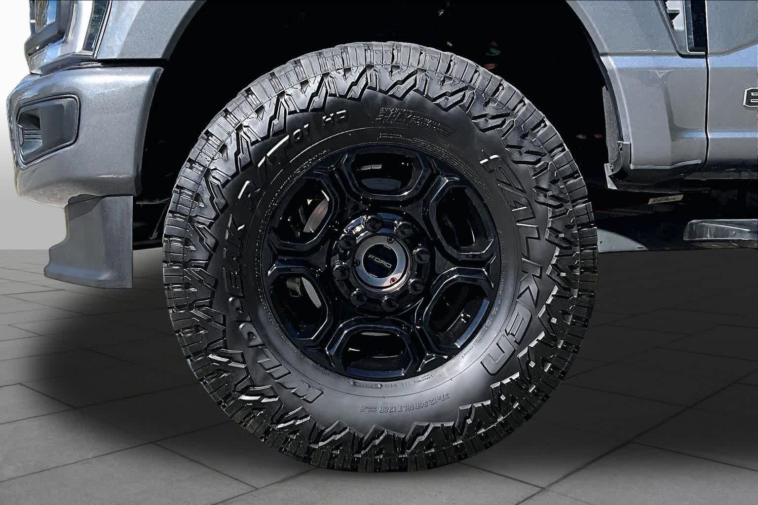 Used 2025 Carbonized Gray Ford XL image 11