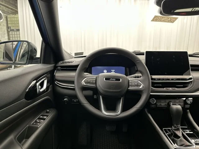 New 2026 Hydro Blue Pearl-Coat Exterior Paint Jeep Trailhawk image 13