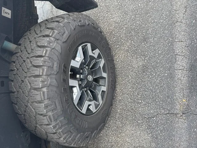 Used 2021  Toyota TRD Off-Road image 13