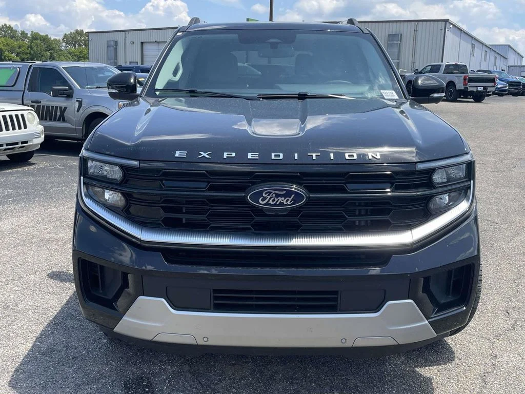 New 2026 Agate Black Metallic Ford Platinum® image 8