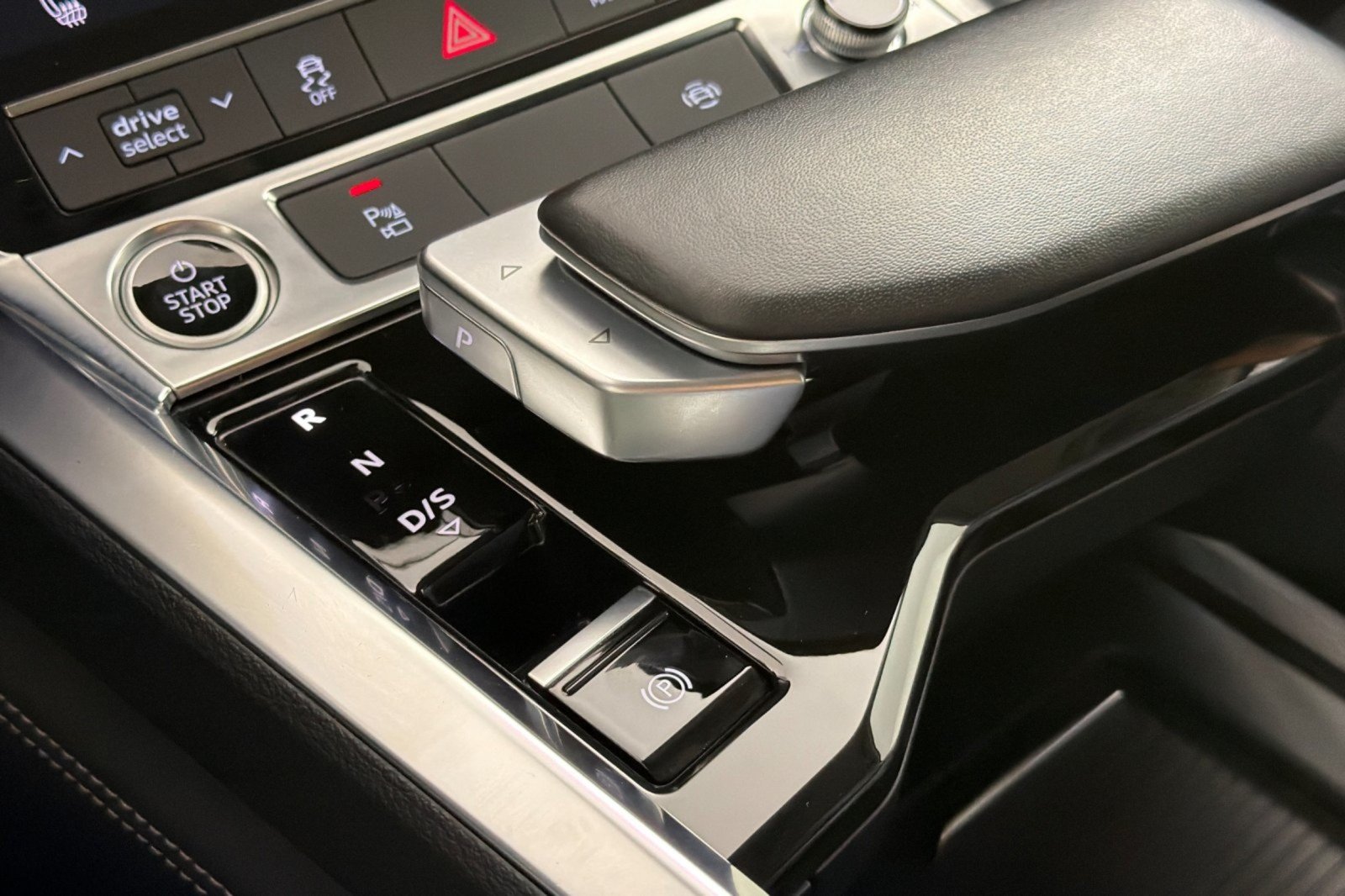 Used 2024 Glacier White Metallic Audi Premium quattro image 19