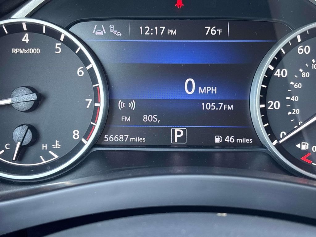 Used 2024 Gray Nissan SV image 21