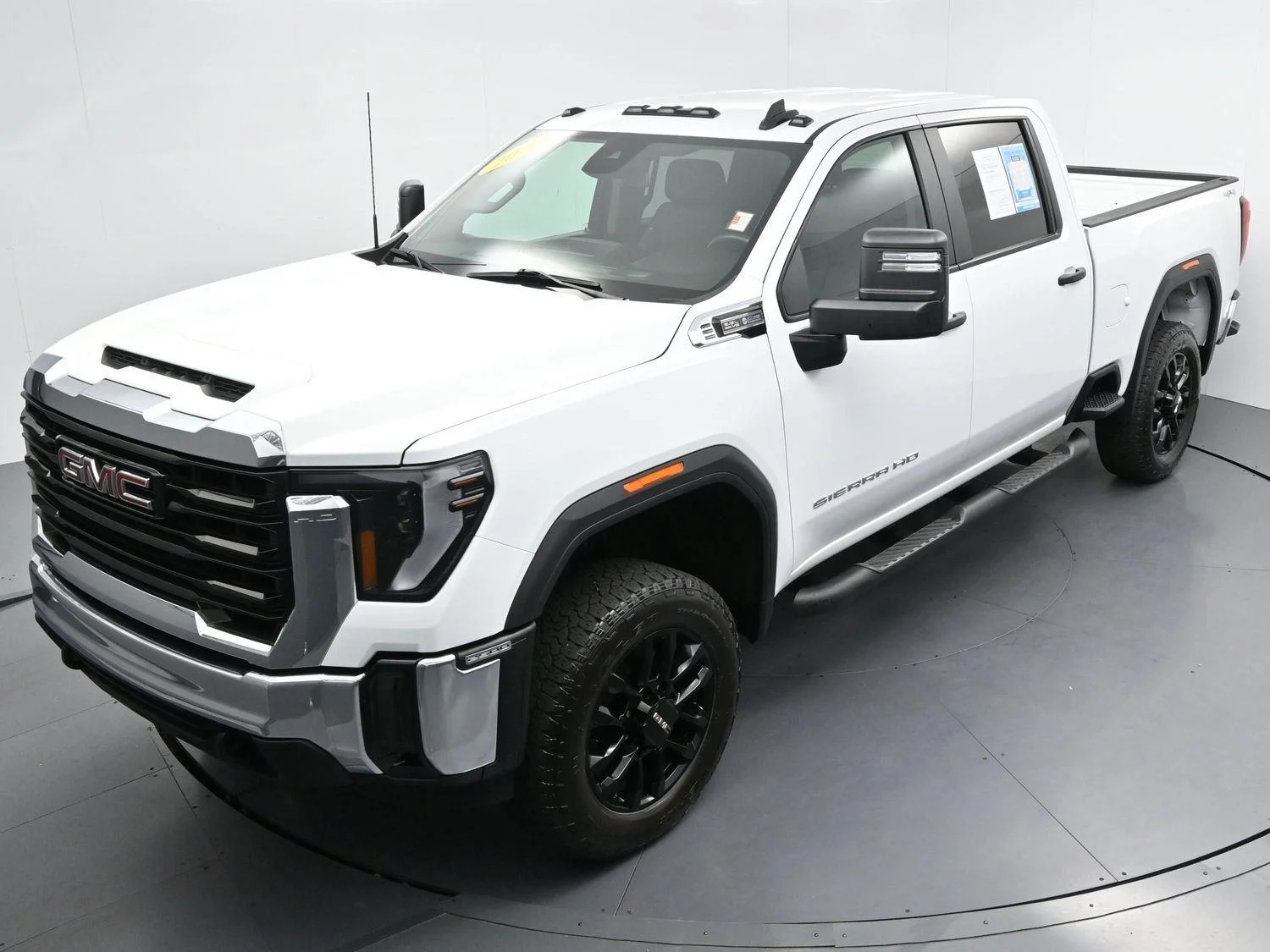 Used 2025 Summit White GMC Pro image 39