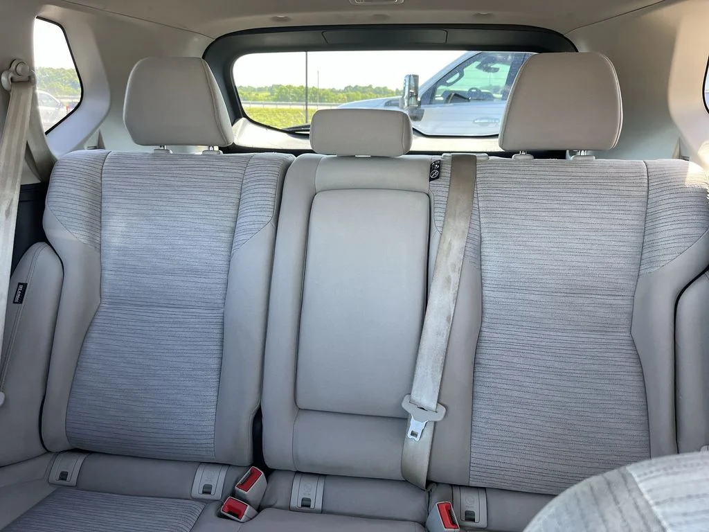 Used 2023 White Nissan SV image 20