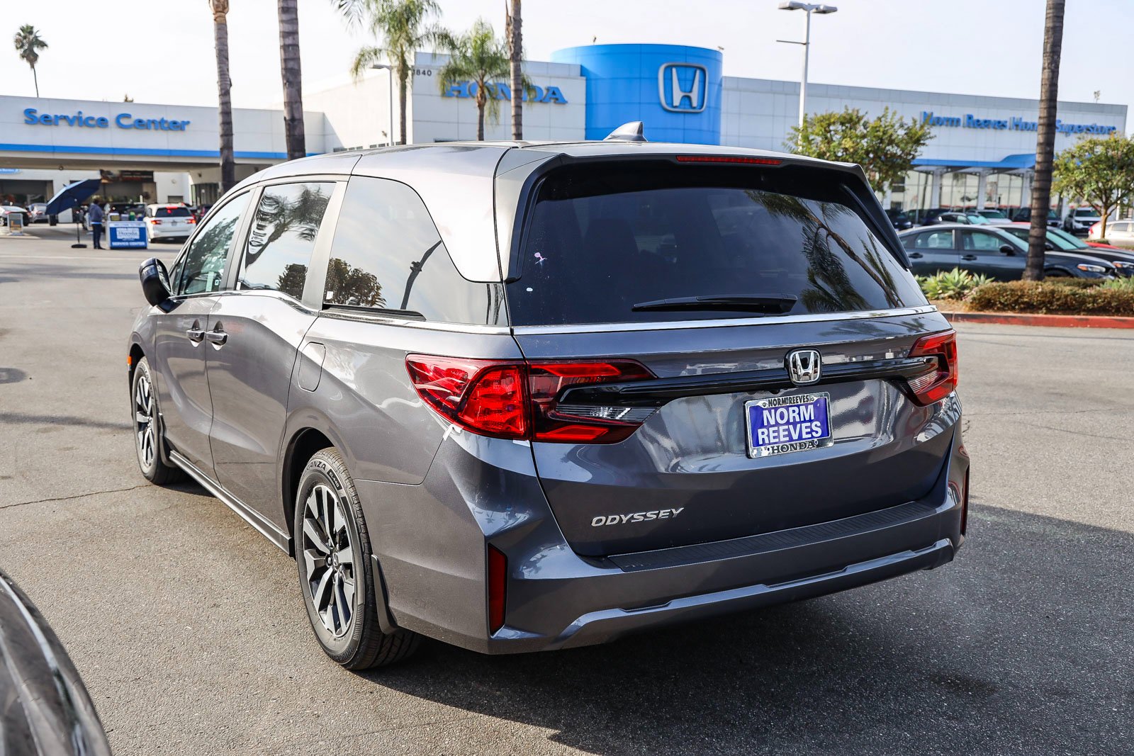 New 2026 Modern Steel Metallic Honda EX-L Auto image 6