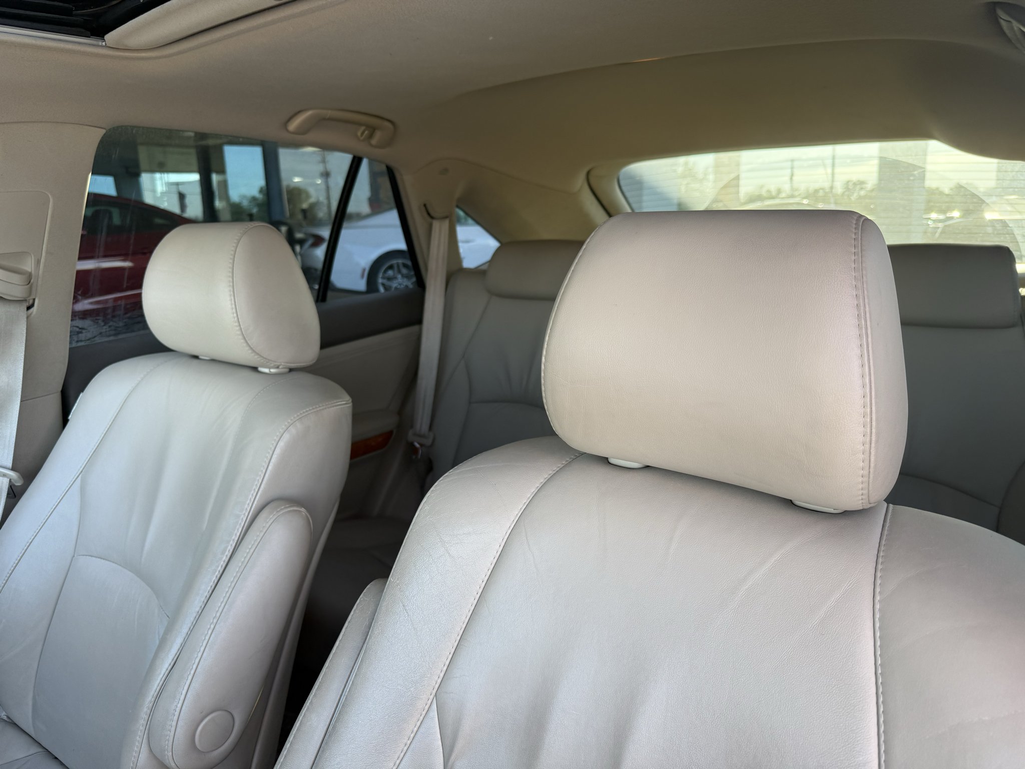 Used 2007  Lexus Base image 9