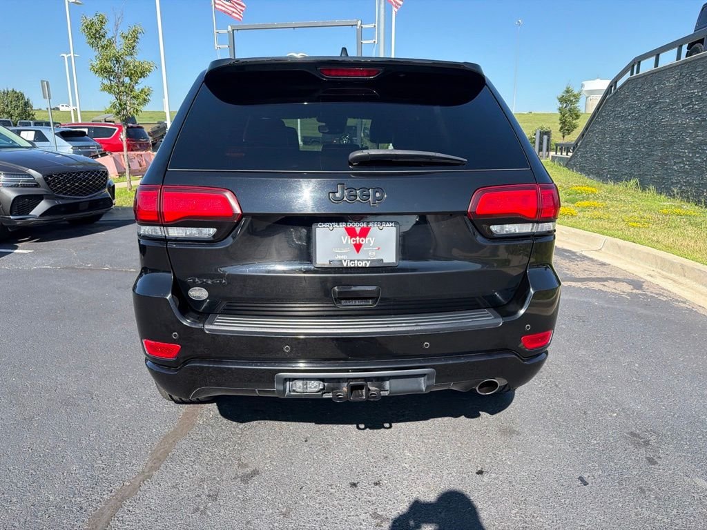 Used 2021 Black Jeep Laredo X image 6