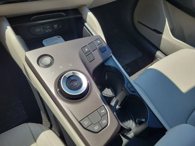 New 2027 Gravity Gray Kia EX image 22
