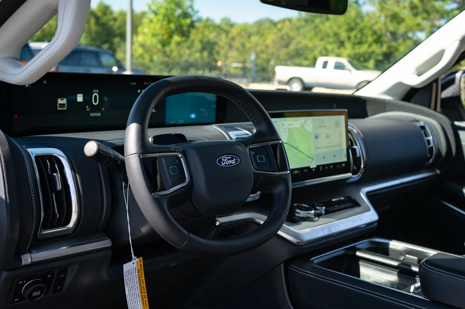 Used 2027 White Ford Platinum image 23