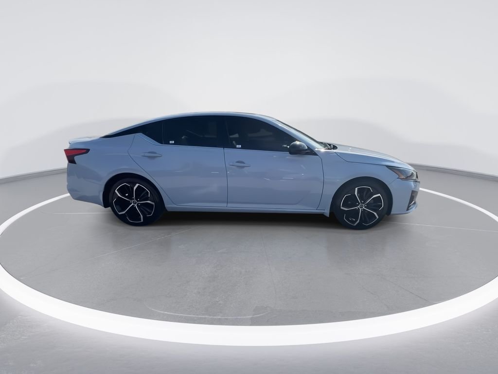 Used 2023 Gray Nissan 2.5 SR image 9