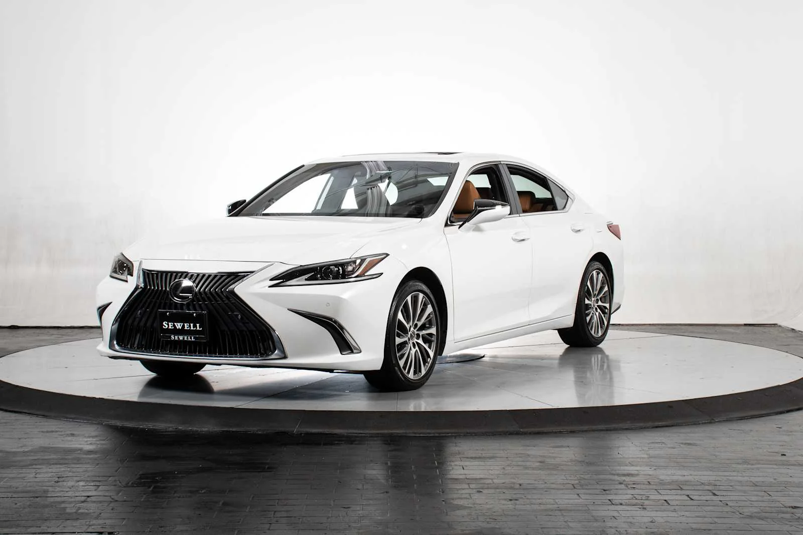 2019 Lexus ES 350 350's photo