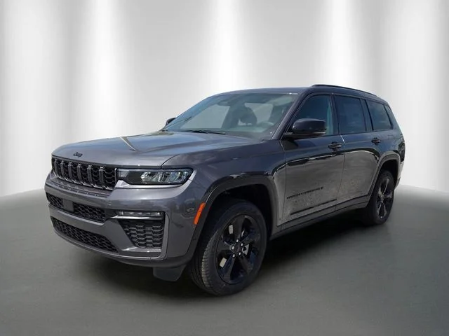 New 2026 Baltic Gray Metallic Clear-Coat Exterior Paint Jeep Limited image 2
