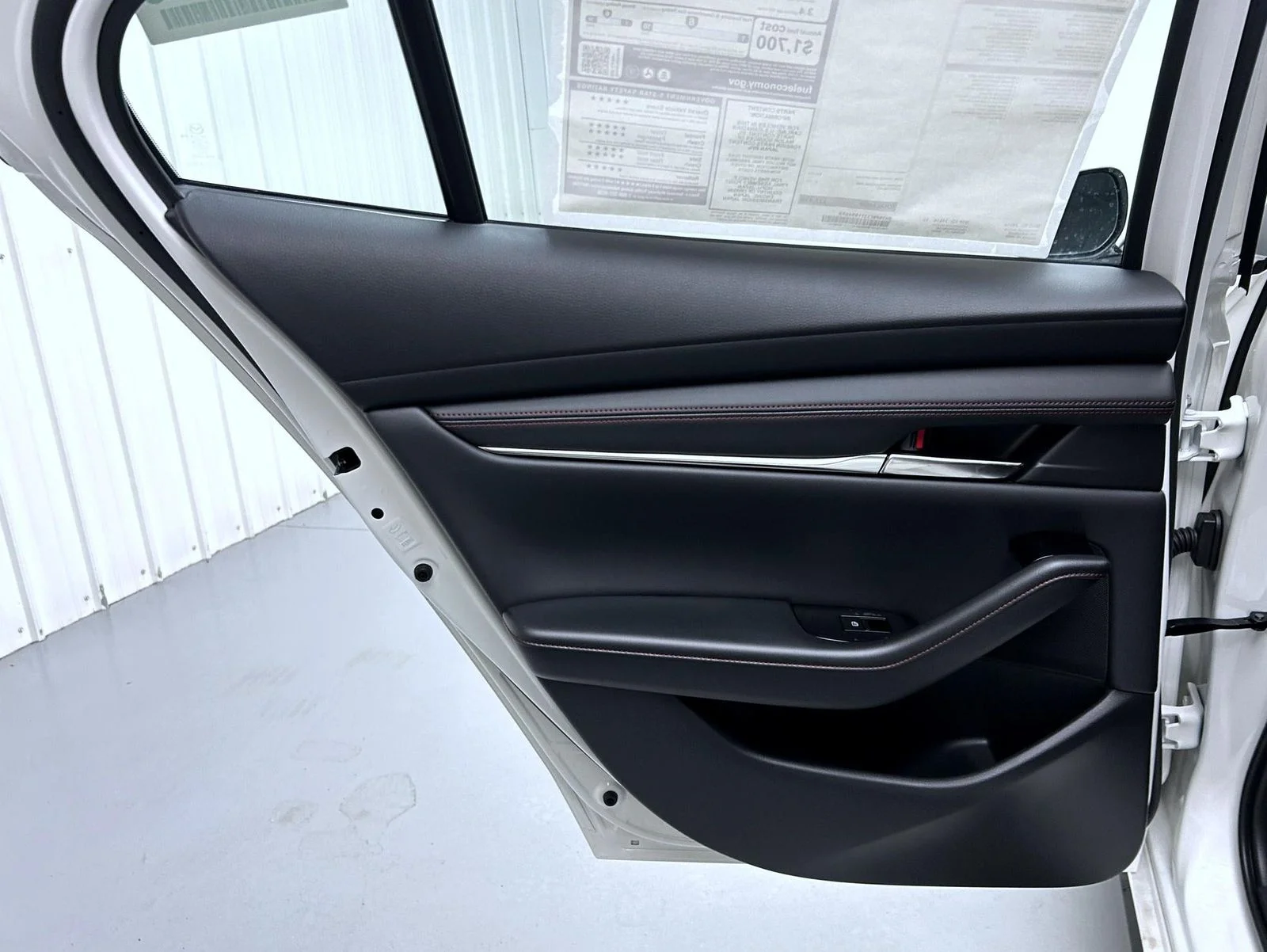 New 2026 Snowflake White Pearl Mazda 2.5 S Carbon Edition AWD image 17
