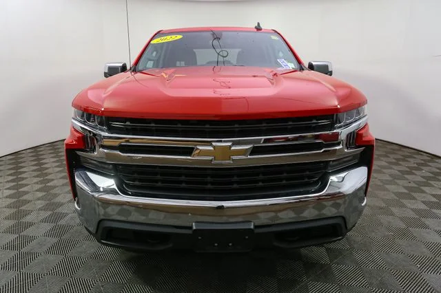 Used 2022 Red Chevrolet LT image 4