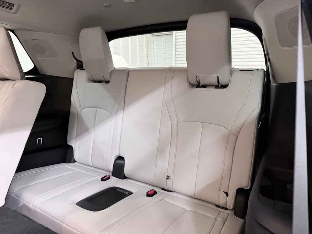 New 2027 WARM TITANIUM INFINITI Luxe FWD image 38