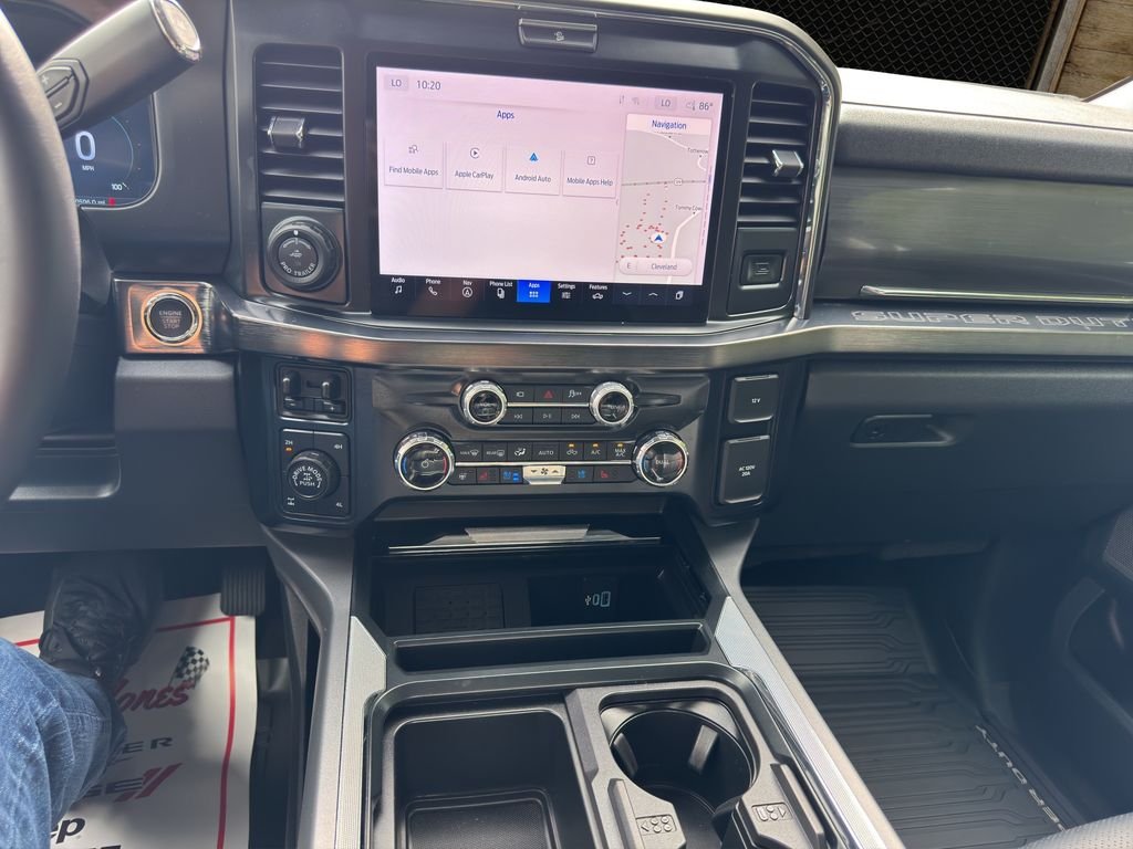 Used 2025 Avalanche Ford LARIAT image 32