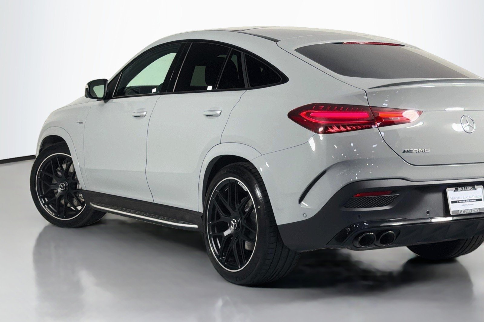 Certified Used 2025 MANUFAKTUR Alpine Grey Mercedes-Benz GLE 53 image 15
