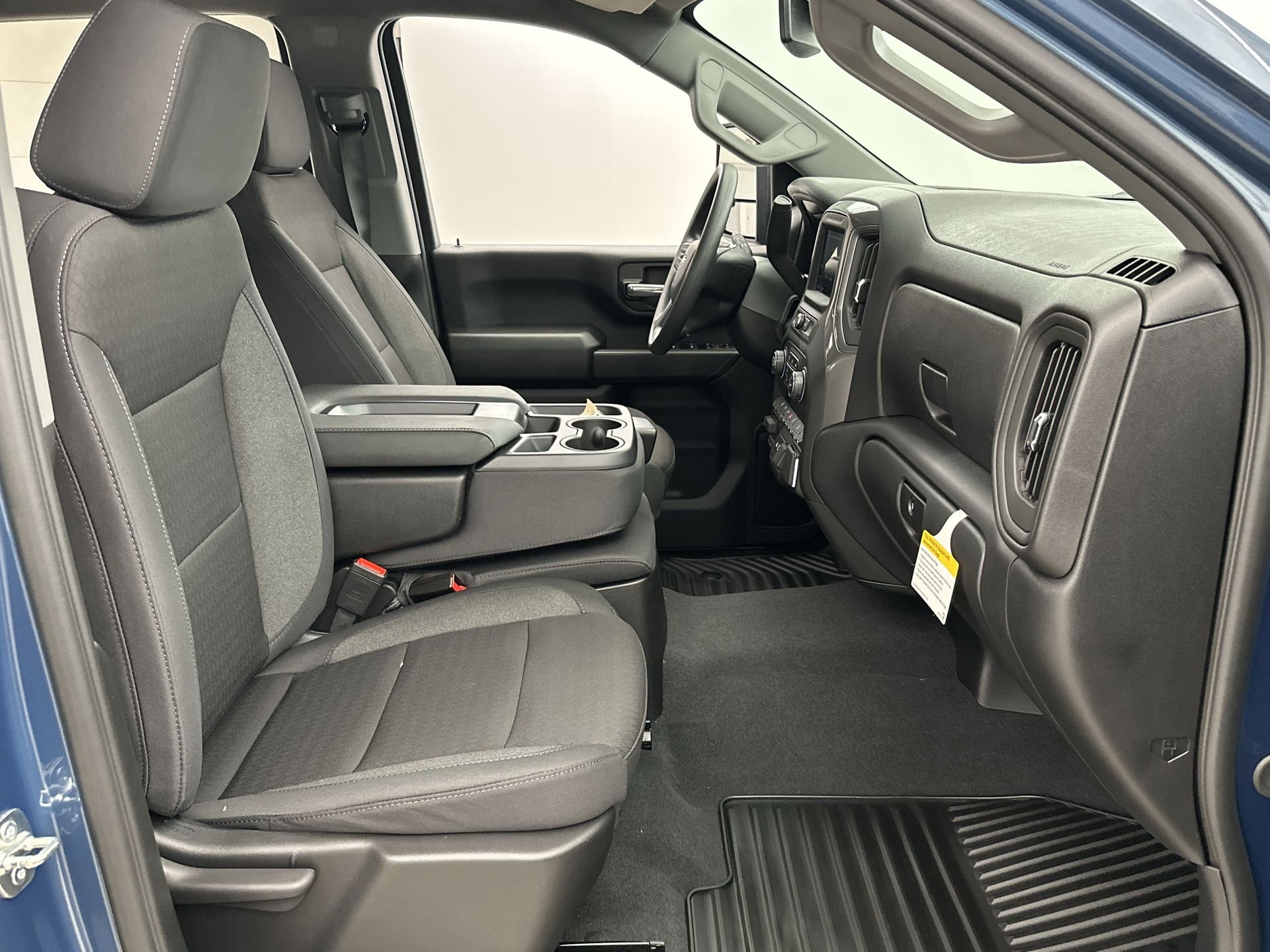 2026 Chevrolet Silverado 2500 HD Custom - Photo 82