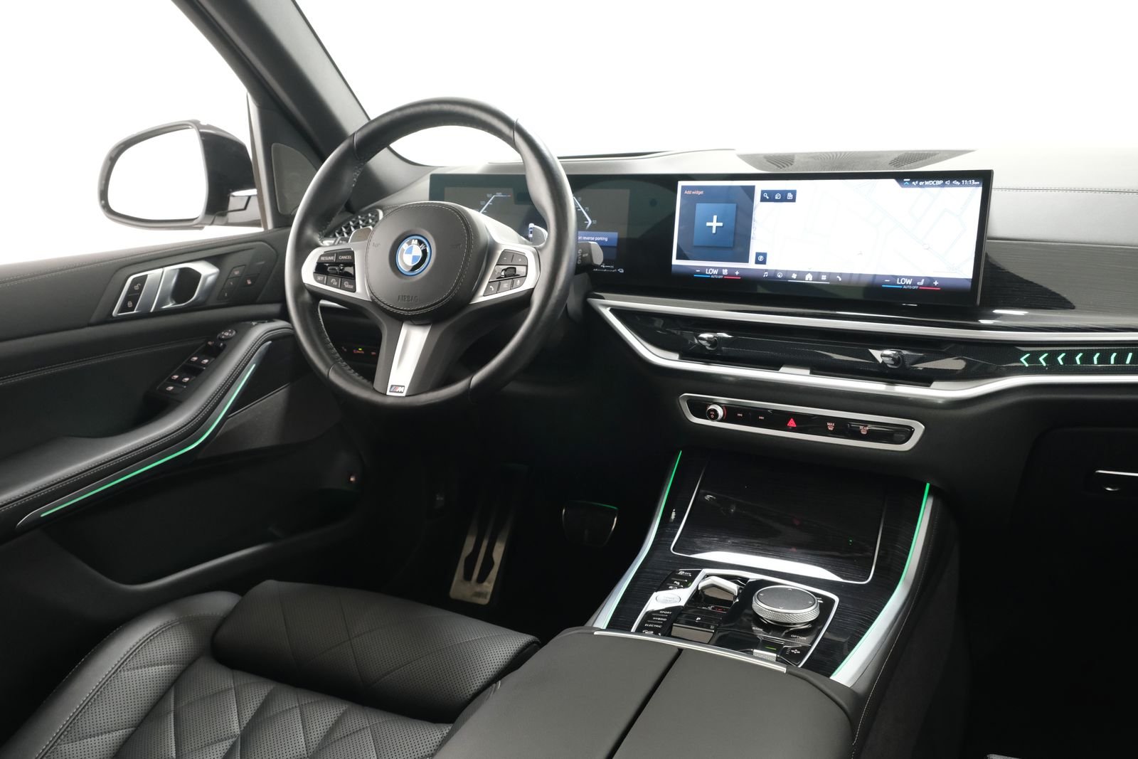 Used 2024 Alpine White BMW xDrive50e image 10
