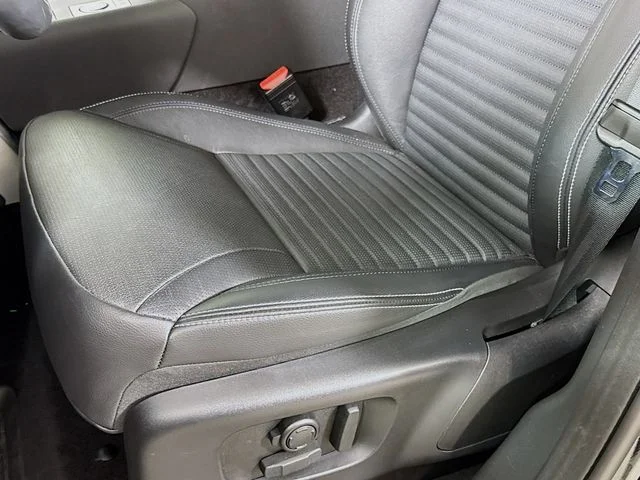 Certified Used 2025 Black Land Rover S image 22
