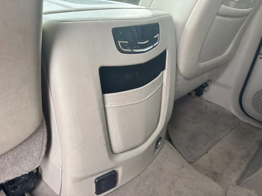 Used 2015 White Cadillac Luxury image 17