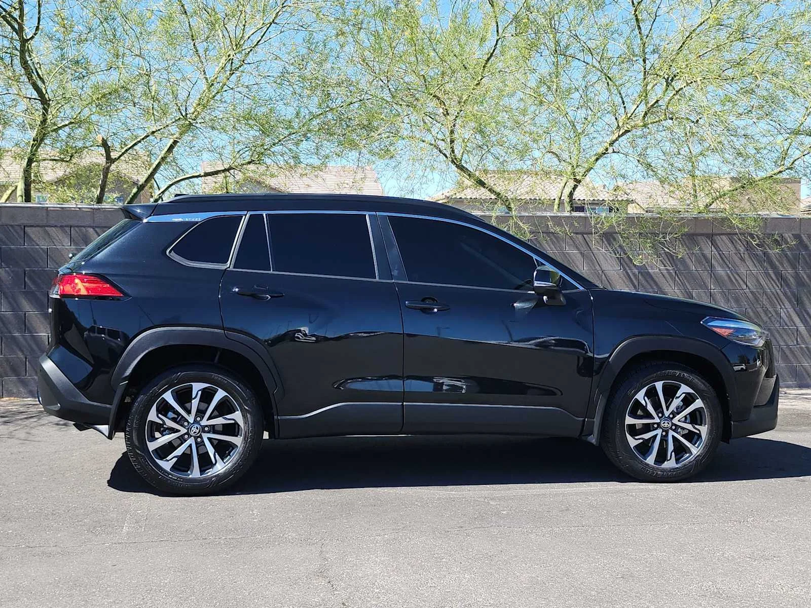 Used 2024 Jet Black Toyota XLE image 9