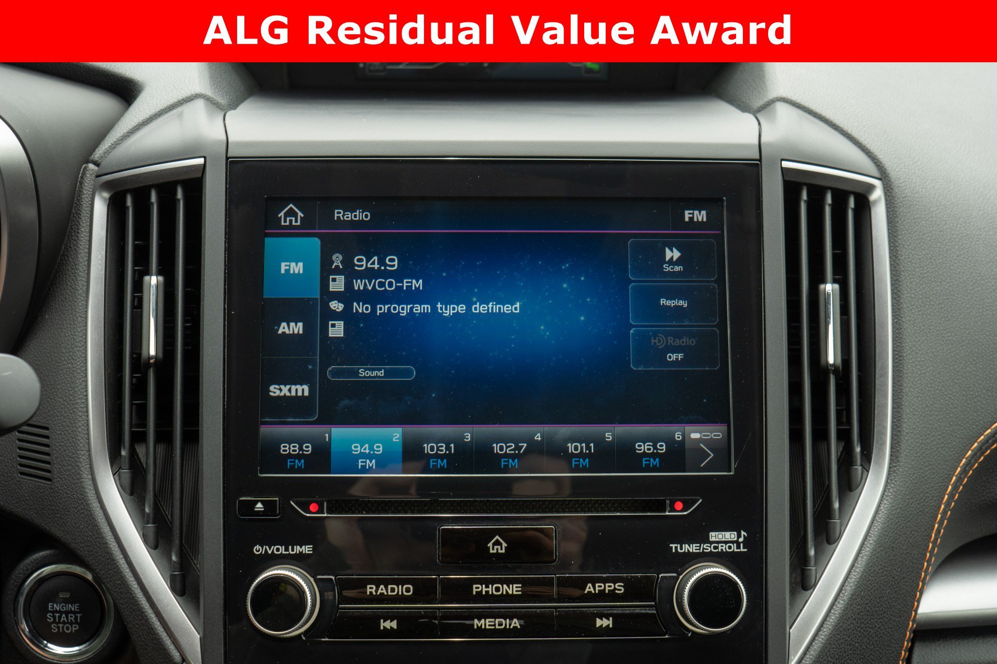 Used 2019 Crystal White Pearl Subaru Limited image 16