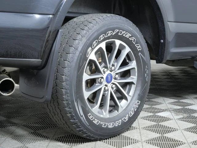 Certified Used 2018 Black Ford XLT image 7