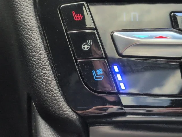 Used 2021 Atlas Blue Metallic Ford ST image 27