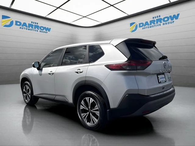 Used 2023 Silver Nissan SV image 3