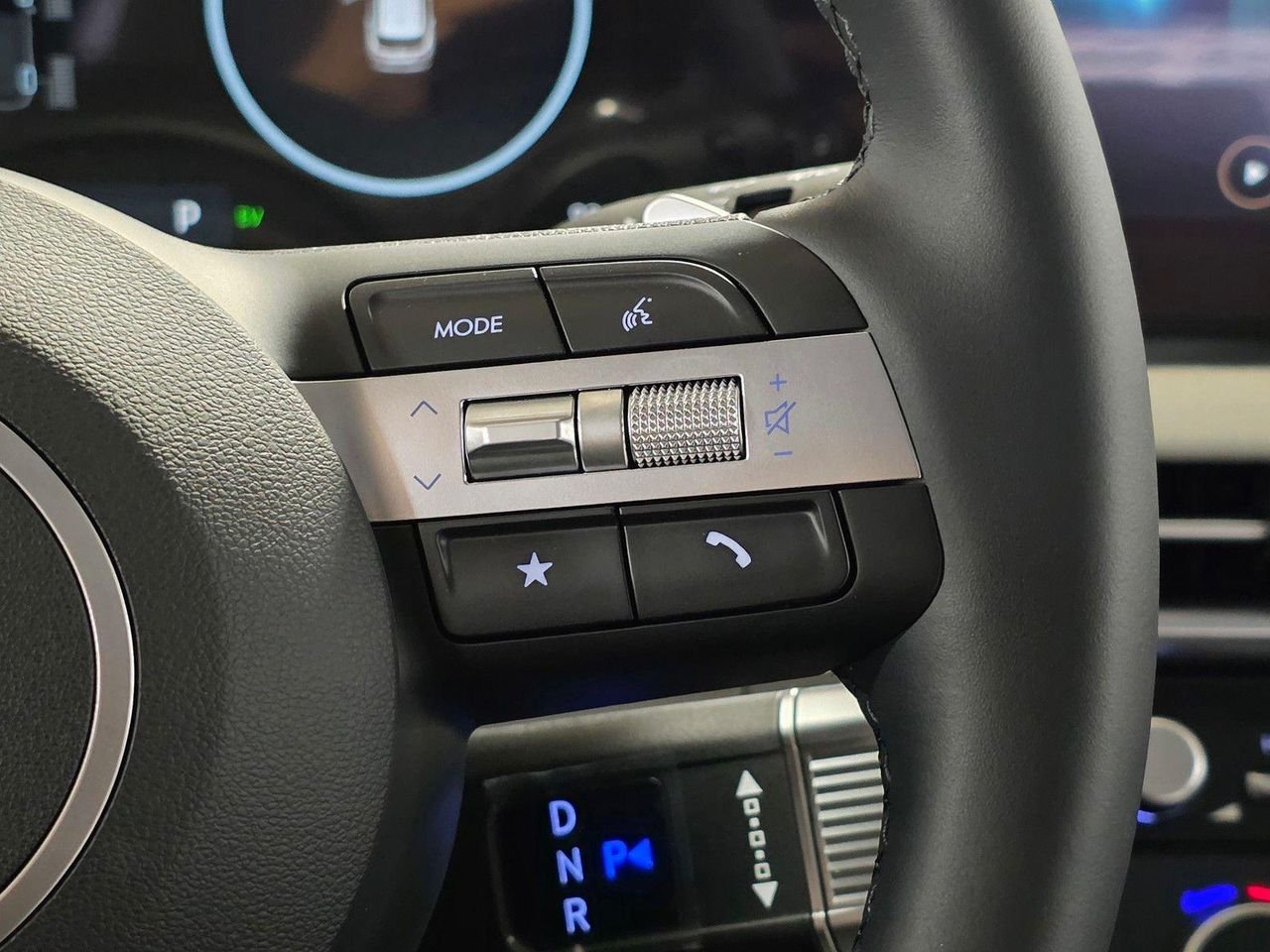 New 2026 Creamy White Pearl Hyundai SEL Convenience image 31