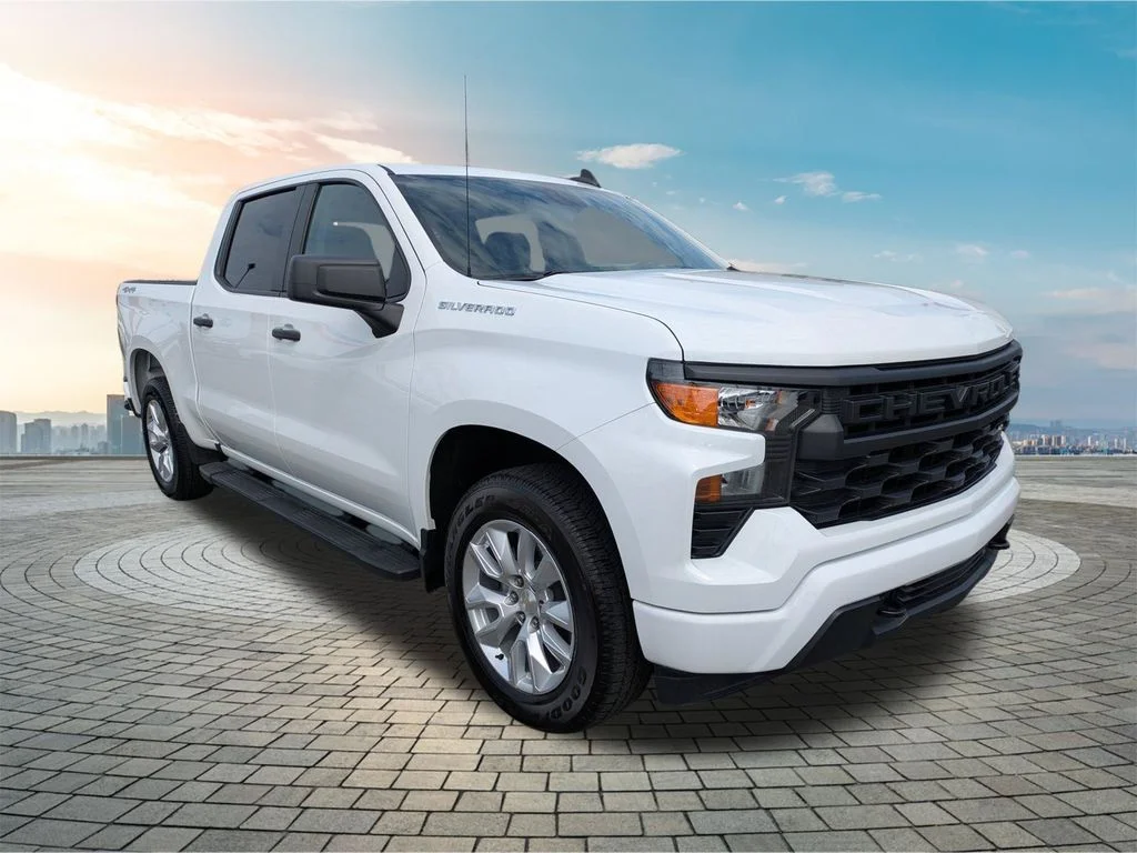Used 2024 Summit White Chevrolet Custom image 2