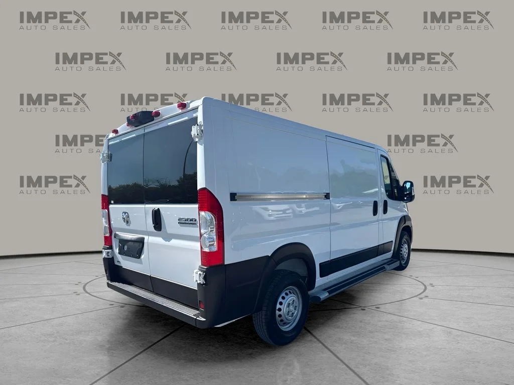 Used 2025 White Ram Base image 5