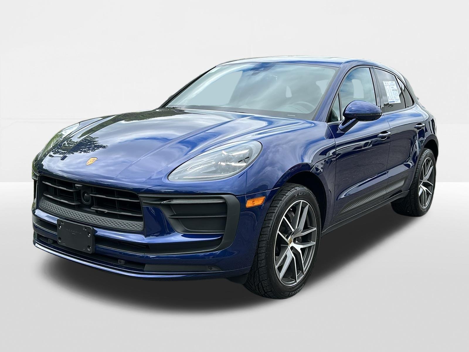 Used 2023 Gentian Blue Metallic Porsche  image 3