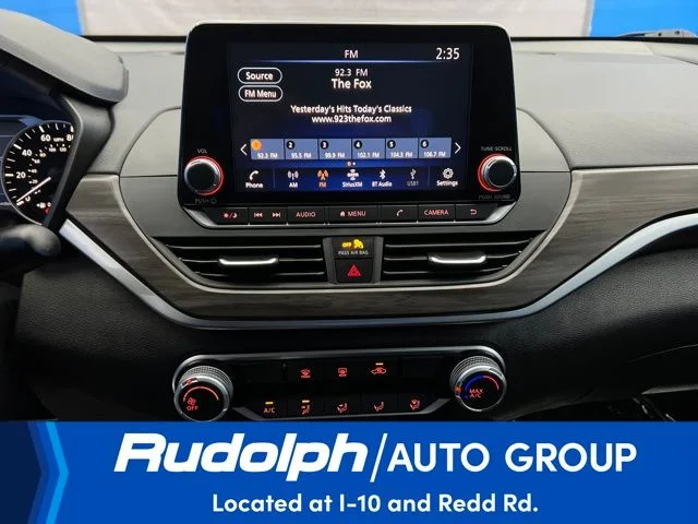 Used 2025 Black Nissan 2.5 SV image 23