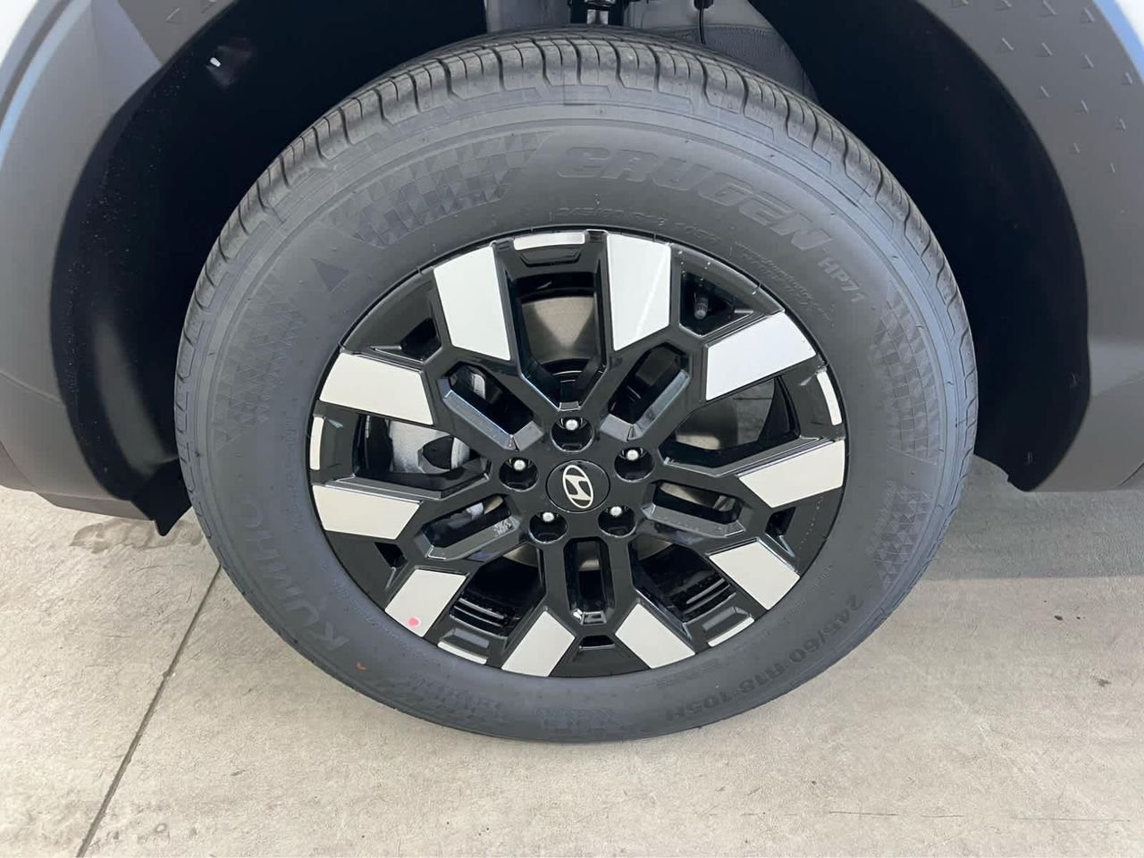 New 2026 Atlas White Hyundai SE AWD image 7