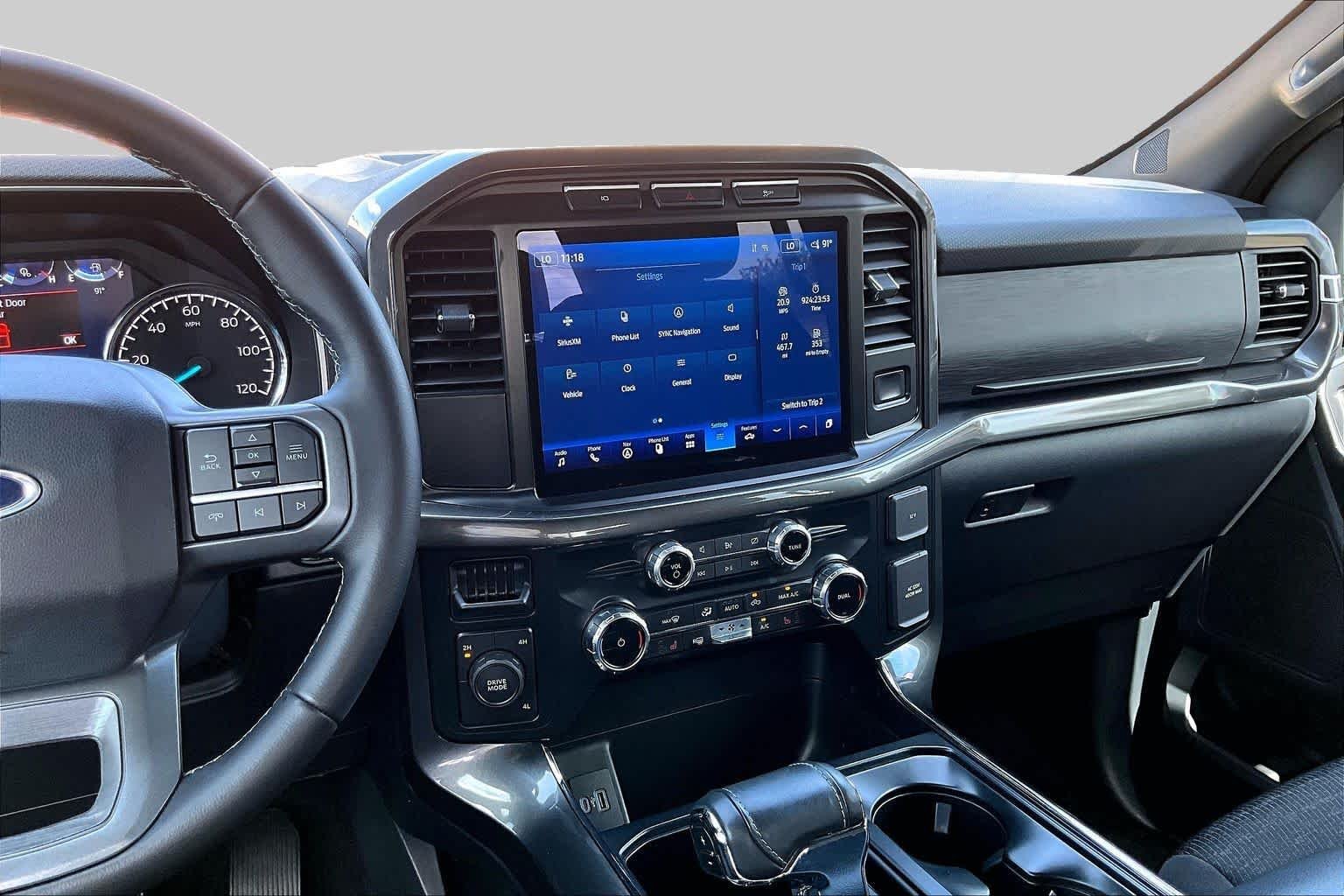 Used 2023 Oxford White Ford XLT image 7