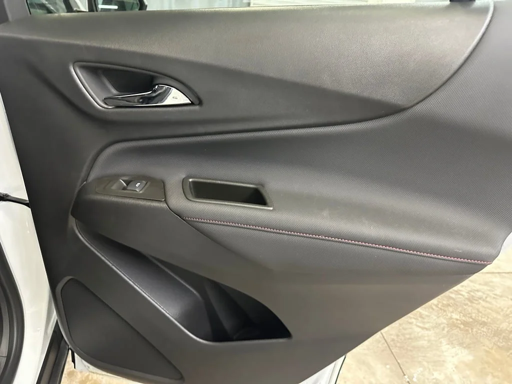 2023 Chevrolet Equinox RS - Photo 29
