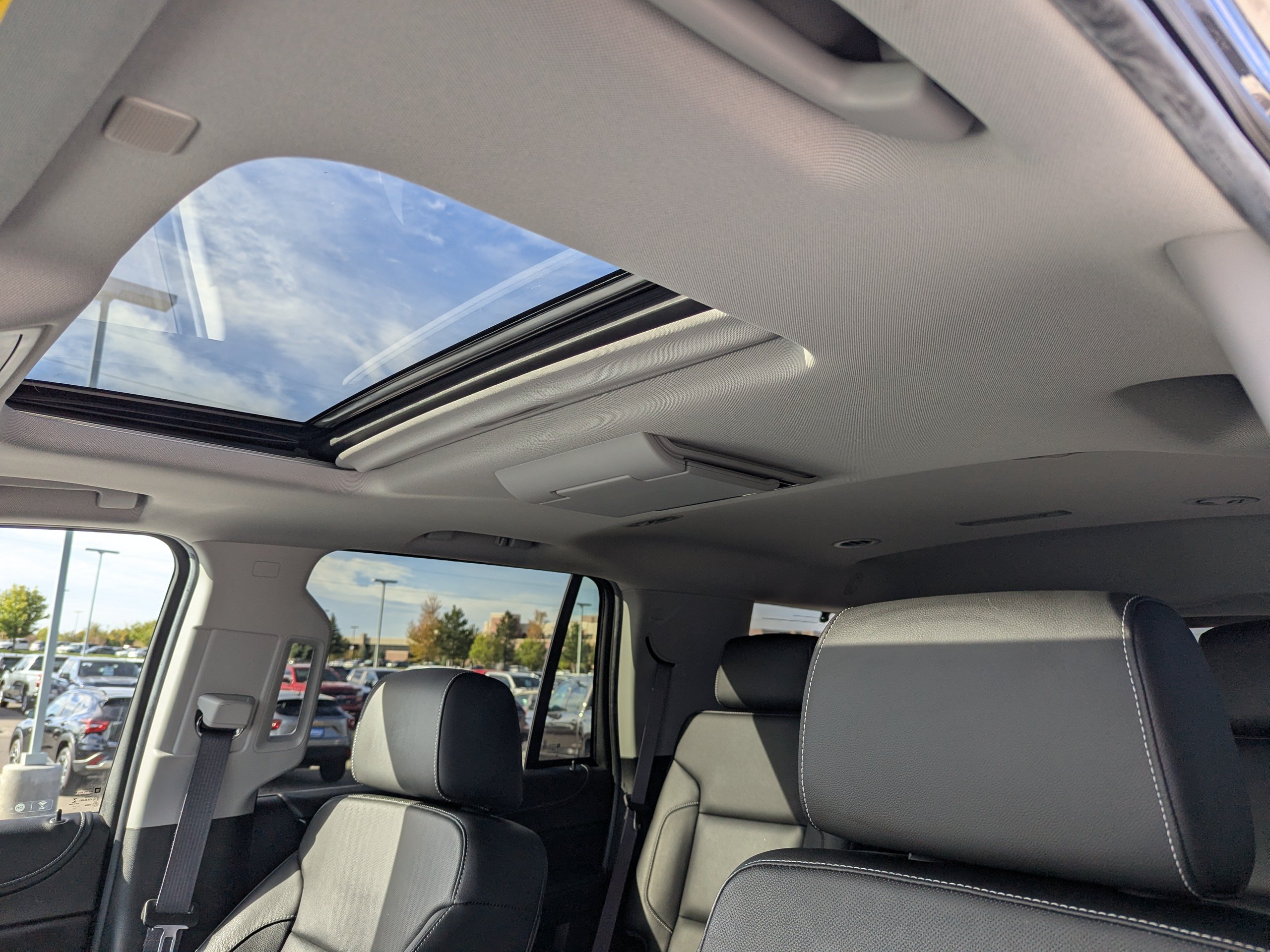 2017 Chevrolet Tahoe Premier - Photo 28
