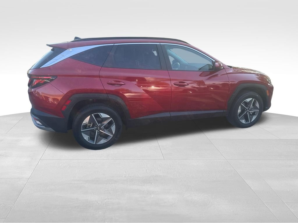 Used 2025 Red Hyundai SEL image 26