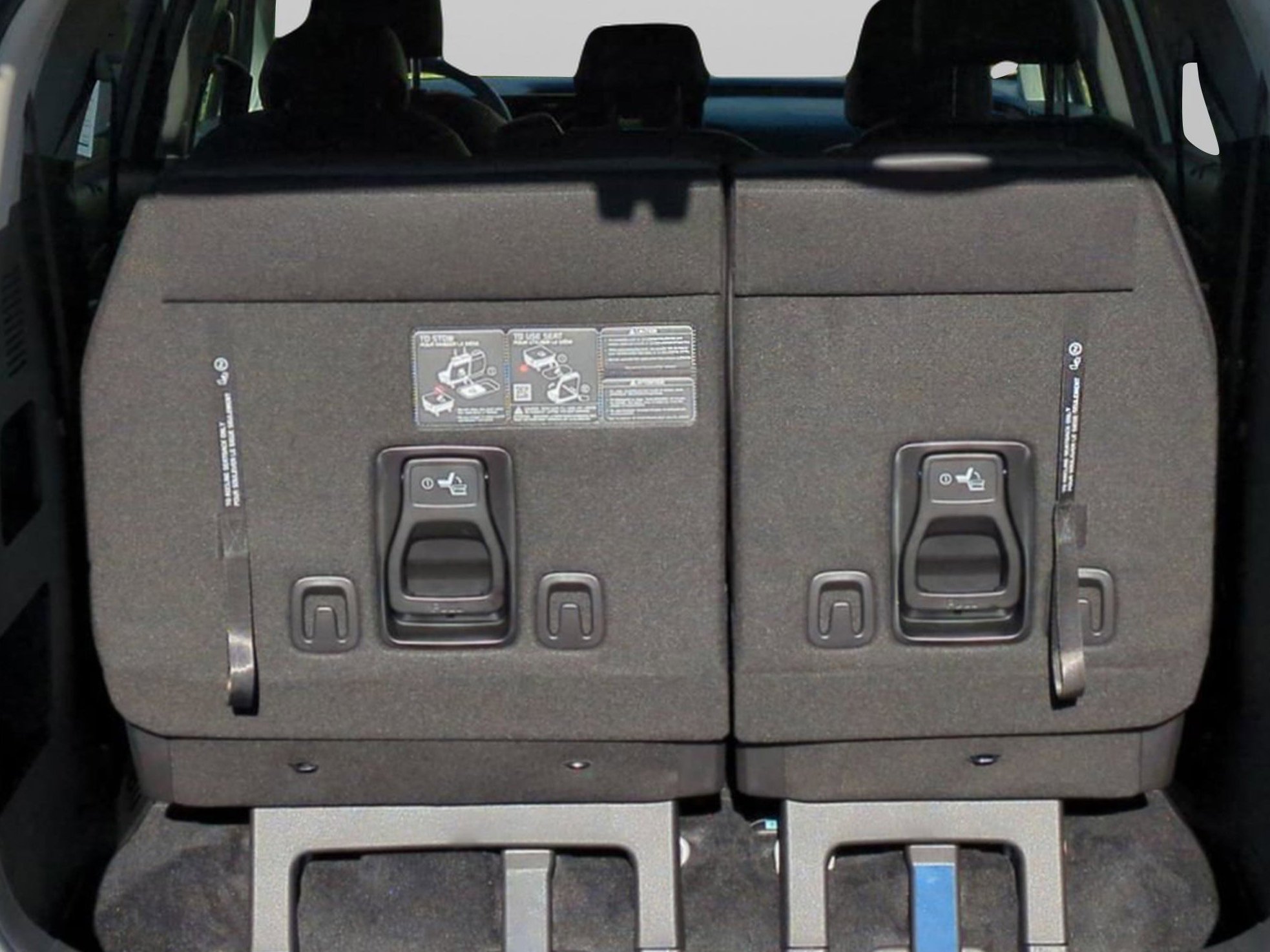 New 2026 Ceramic Silver Kia EX image 17