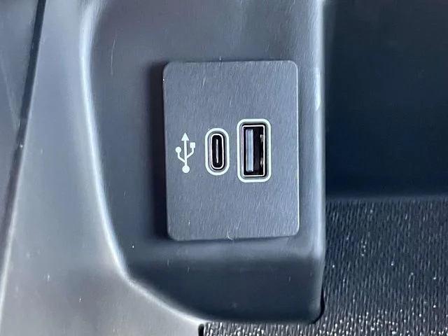 New 2026 Carbonized Gray Metallic Ford XLT image 31