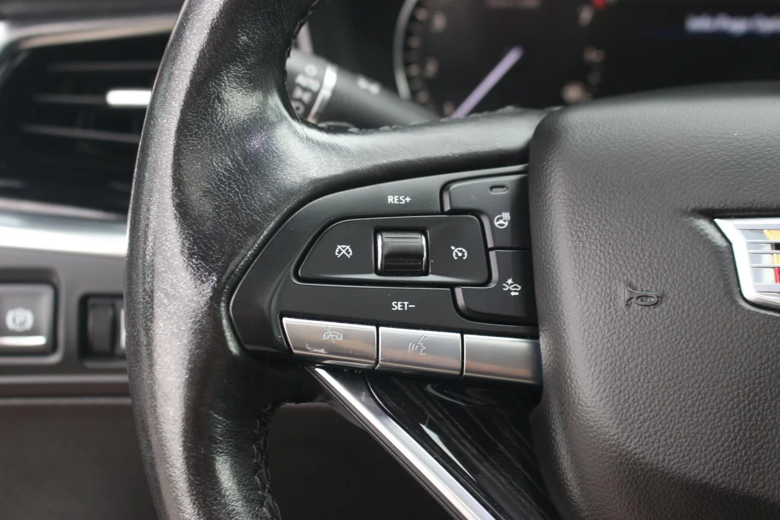 Used 2020 RADIANT SILVER METALLIC Cadillac AWD Premium Luxury image 21