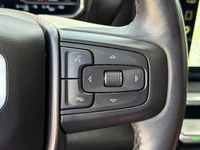 Used 2024 White Frost Tricoat GMC Denali Ultimate image 25