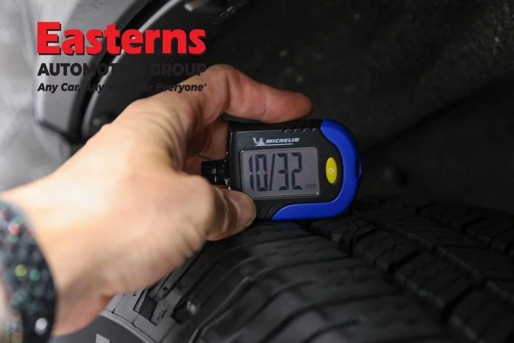 Used 2020 Gray Jeep Laredo E image 25
