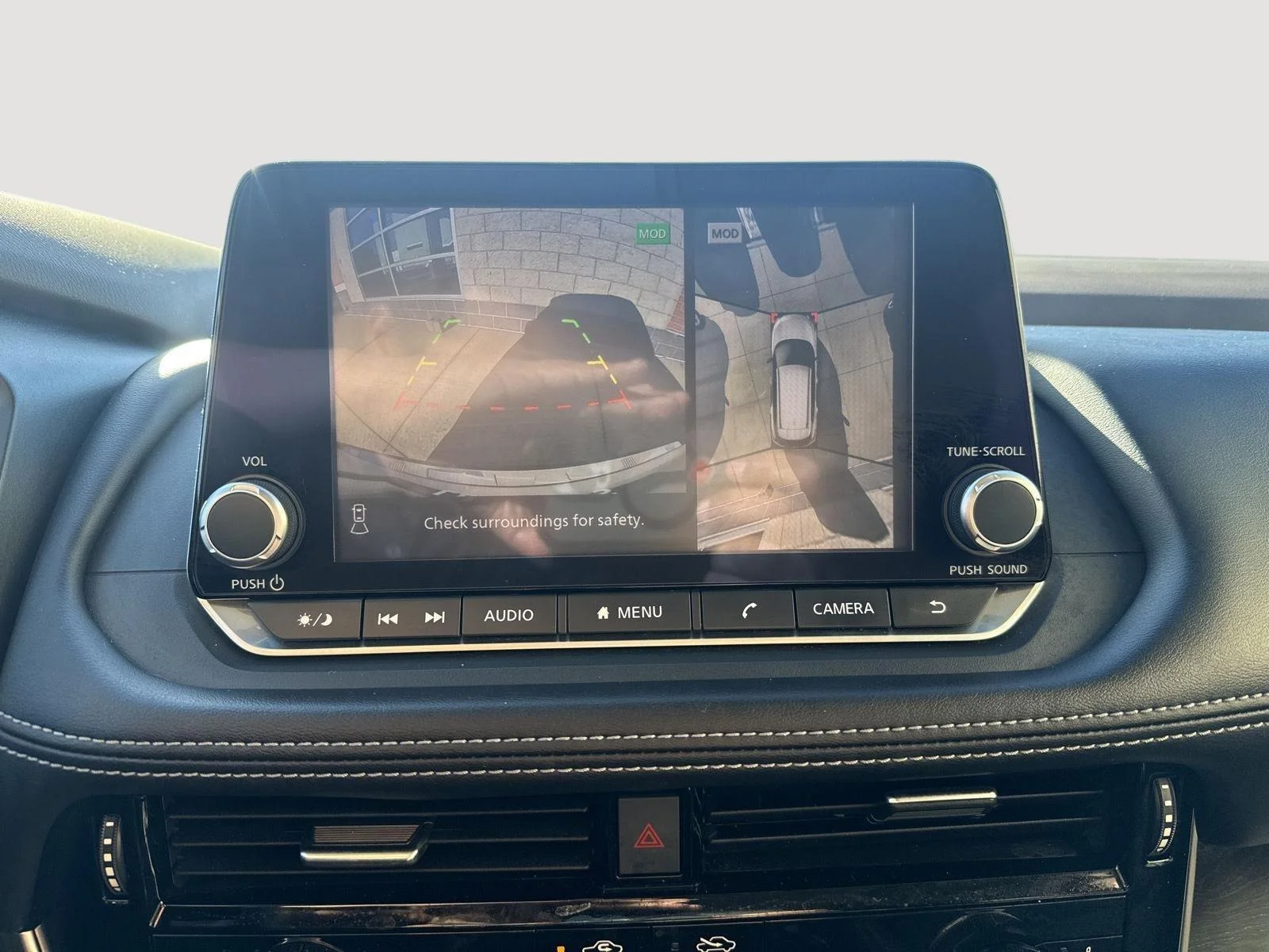 Used 2021 Brilliant Silver Metallic Nissan SL image 6