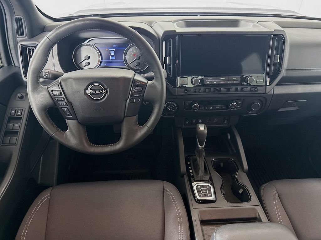 Used 2026 Boulder Gray Pearl Nissan SV image 20