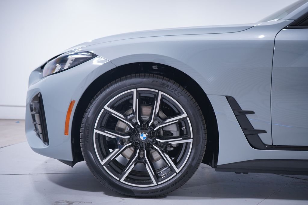 New 2026 Gray Metallic BMW eDrive40 image 2